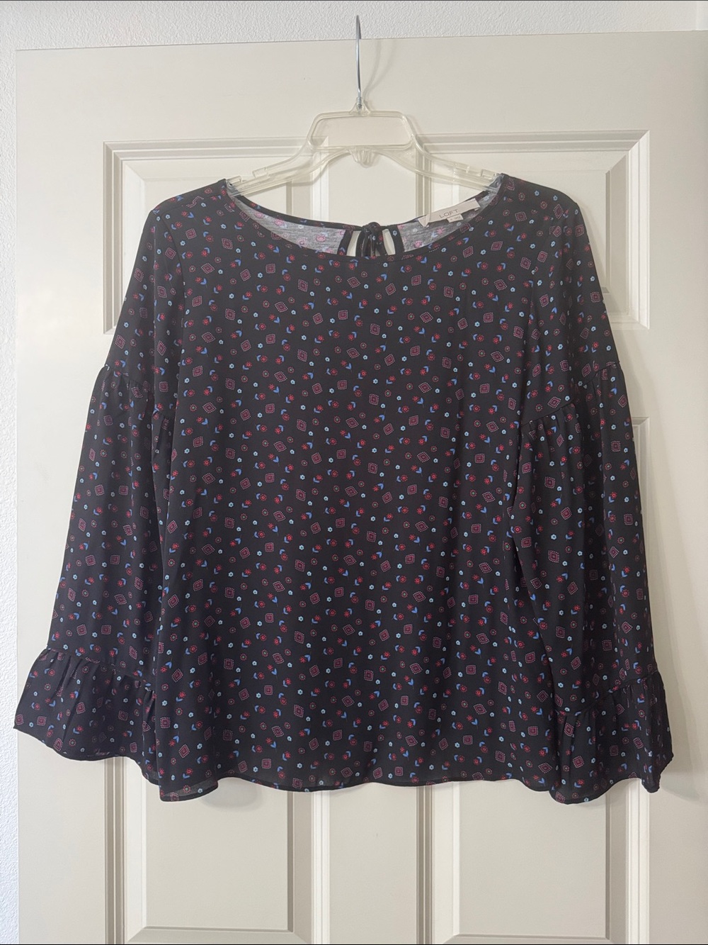 Loft Black Floral Geometric Long-Sleeve Blouse size M